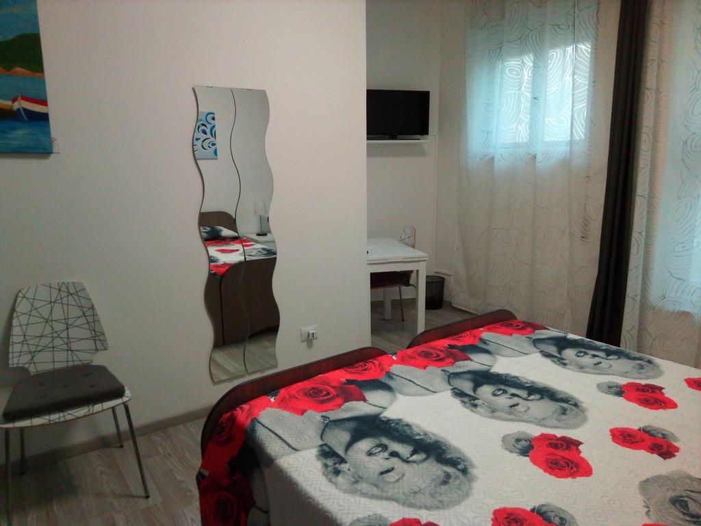 Mary Affittacamere Comiso Exterior foto